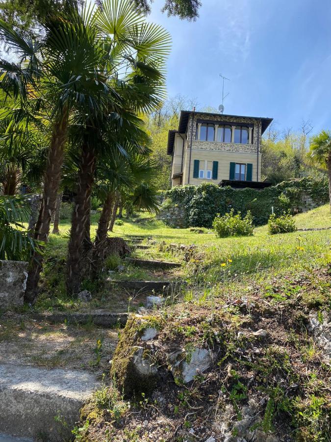 Villa Villino Tarlarini à Laveno-Mombello Extérieur photo