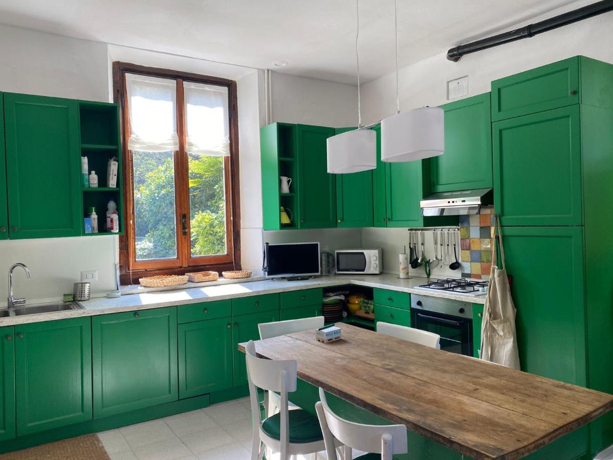 Villa Villino Tarlarini à Laveno-Mombello Extérieur photo